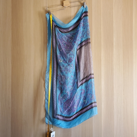 100% Silk Scarf - Picture 4 of 6